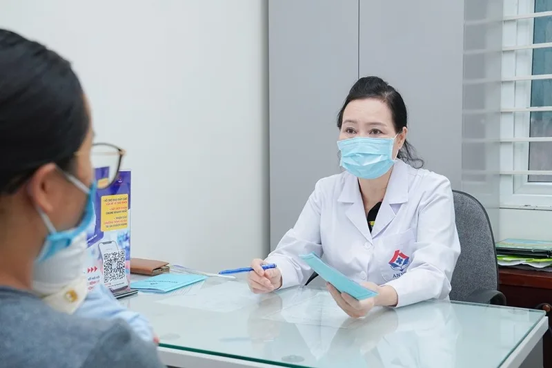 Bác sĩ hướng dẫn người mắc bệnh cúm A điều trị như nào để nhanh phục hồi và tránh biến chứng.